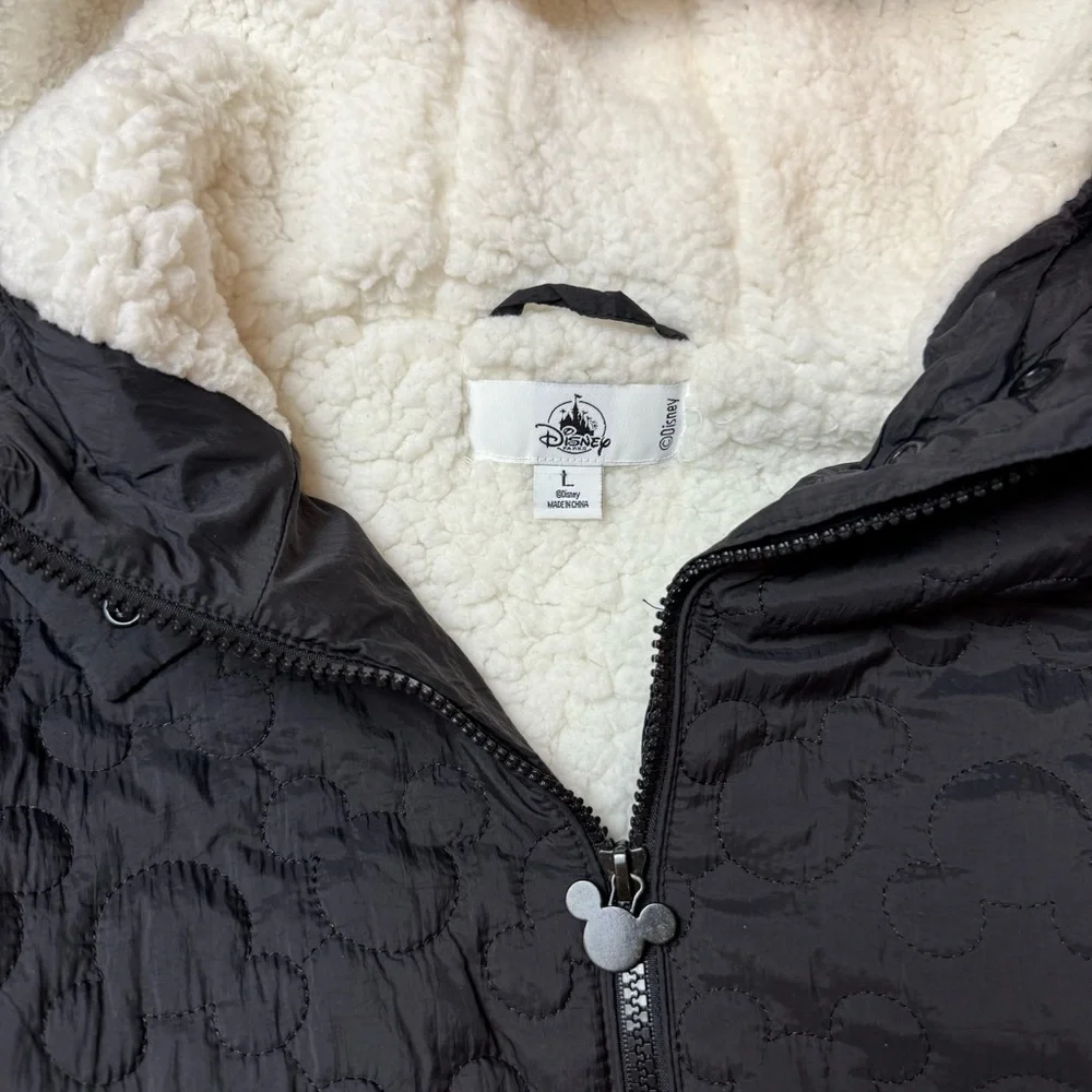 Disney Parks Women’s Mickey Mouse Ears Black Quilted Jacket Sherpa Lining Size L - Picture 13 of 13